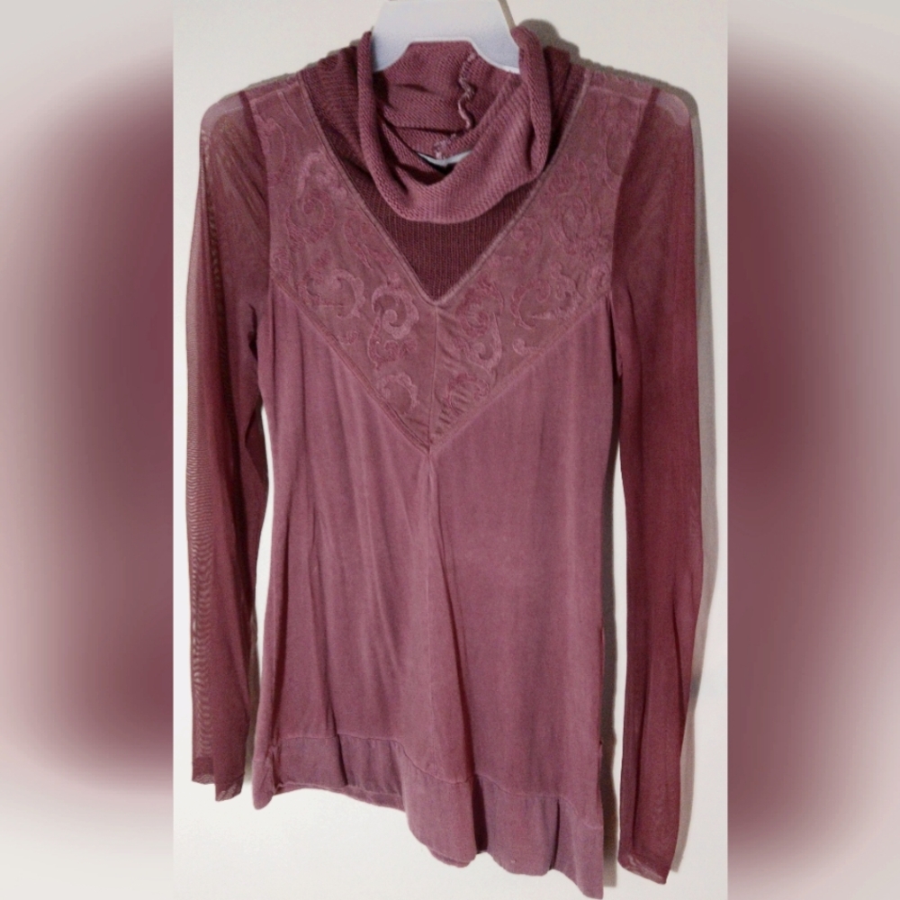 Angels Never Die Women's/Misses Size M Medium Mauve Dress Knit Turtle neck.